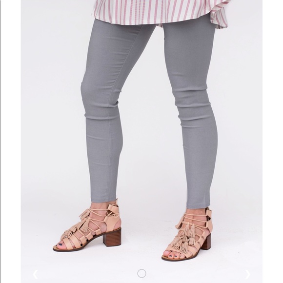 🚨FINAL PRICE DROP🚨A&D Pixie Pants - Picture 2 of 5